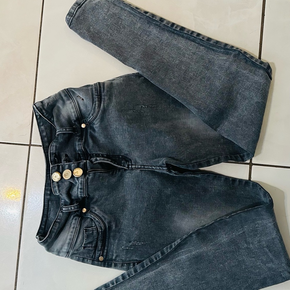 Stylish Women's Black Jeans